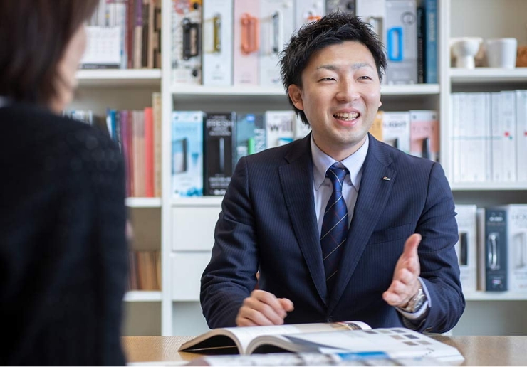 営業部　T氏