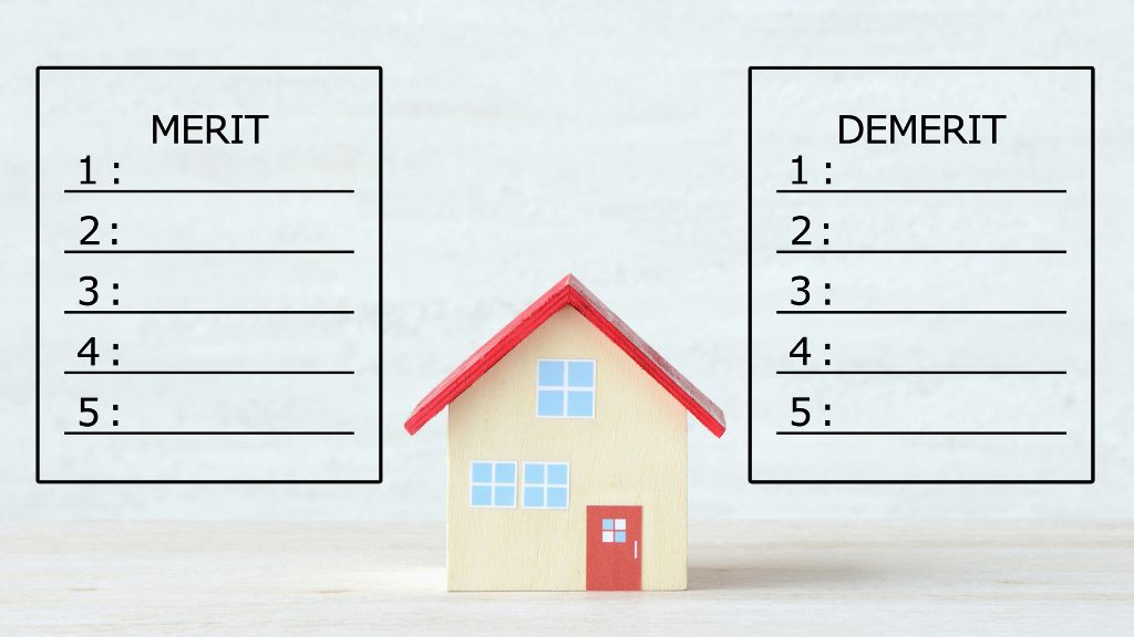 建物や壁に囲まれた小さな庭のデメリット